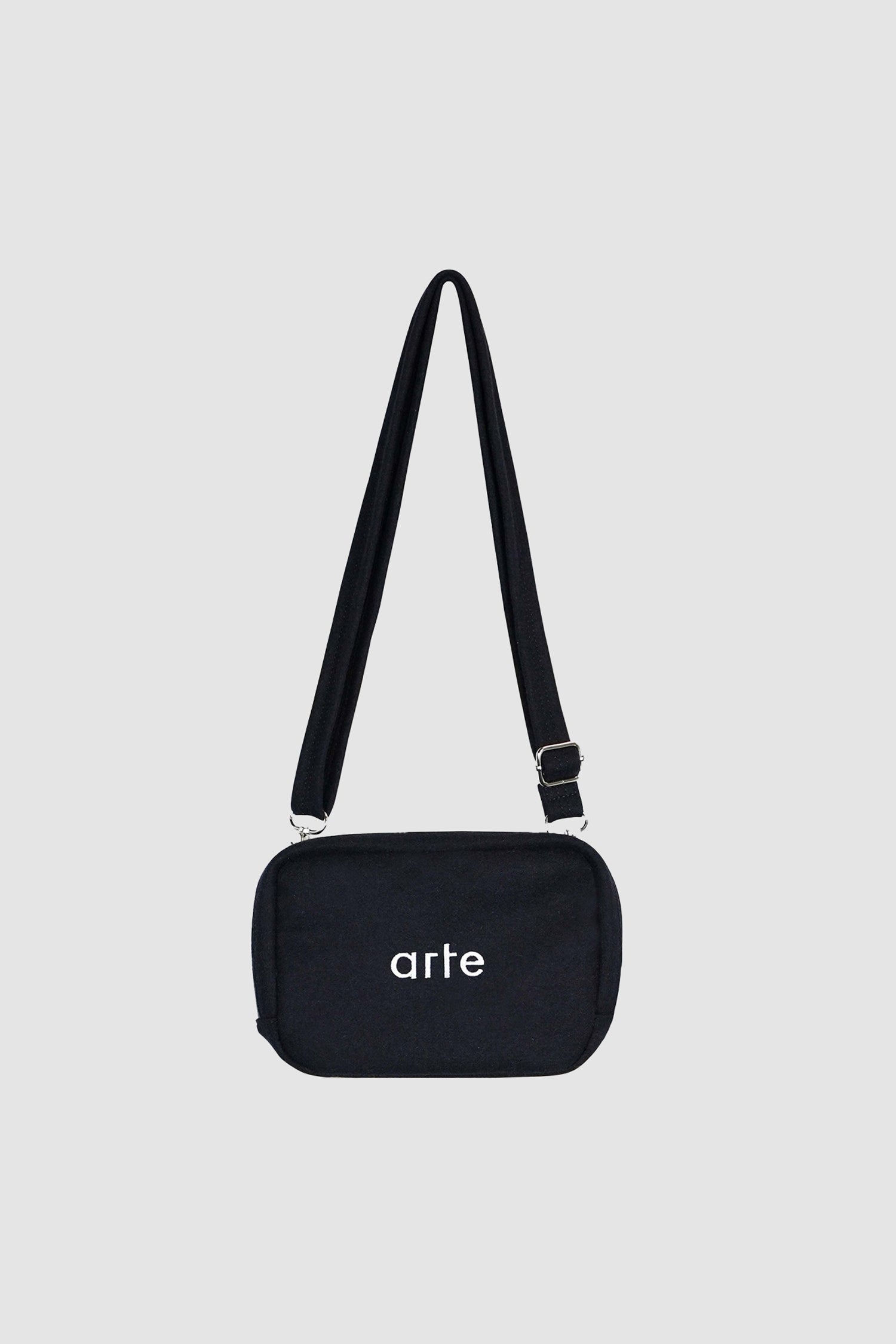 Wool Baka Bag - Black